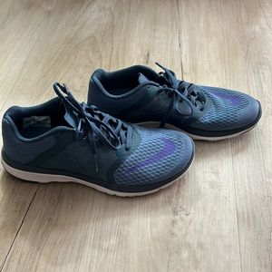 NIKE FS LITE RUN 3 RUNNING SHOES